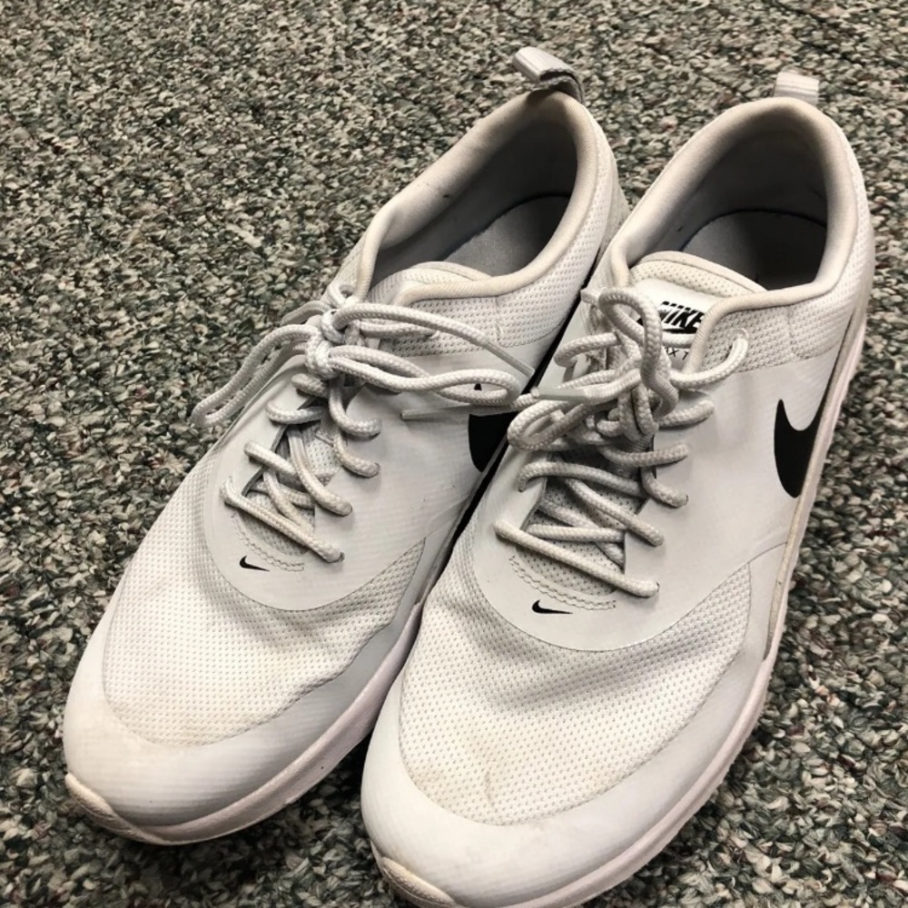 Nike Air Max Thea Platinum Premier Pure Gray Running Shoes womens 9.5 EUC